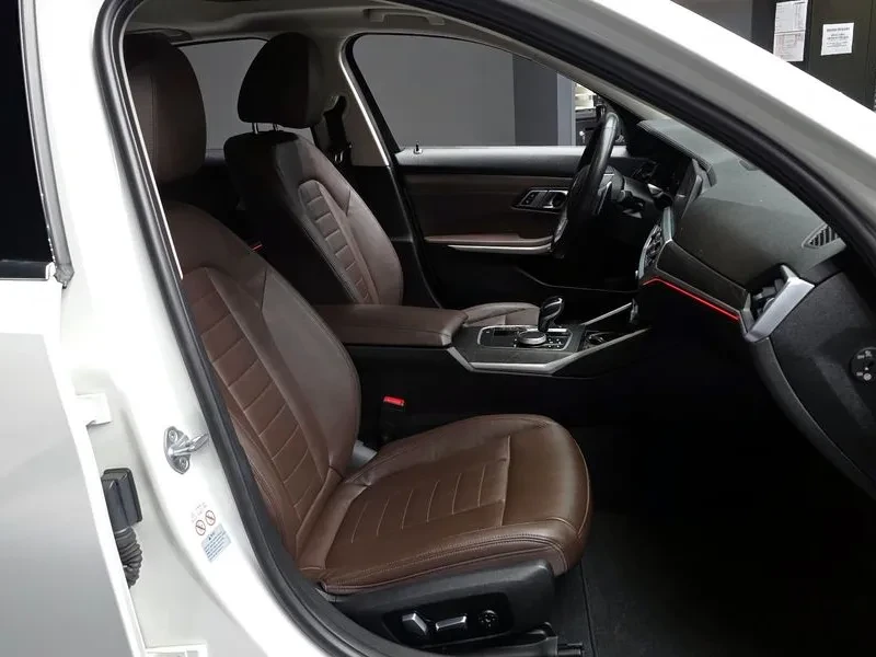 BMW 320 - САМО 30% АВАНС, снимка 11 - Автомобили и джипове - 55406803
