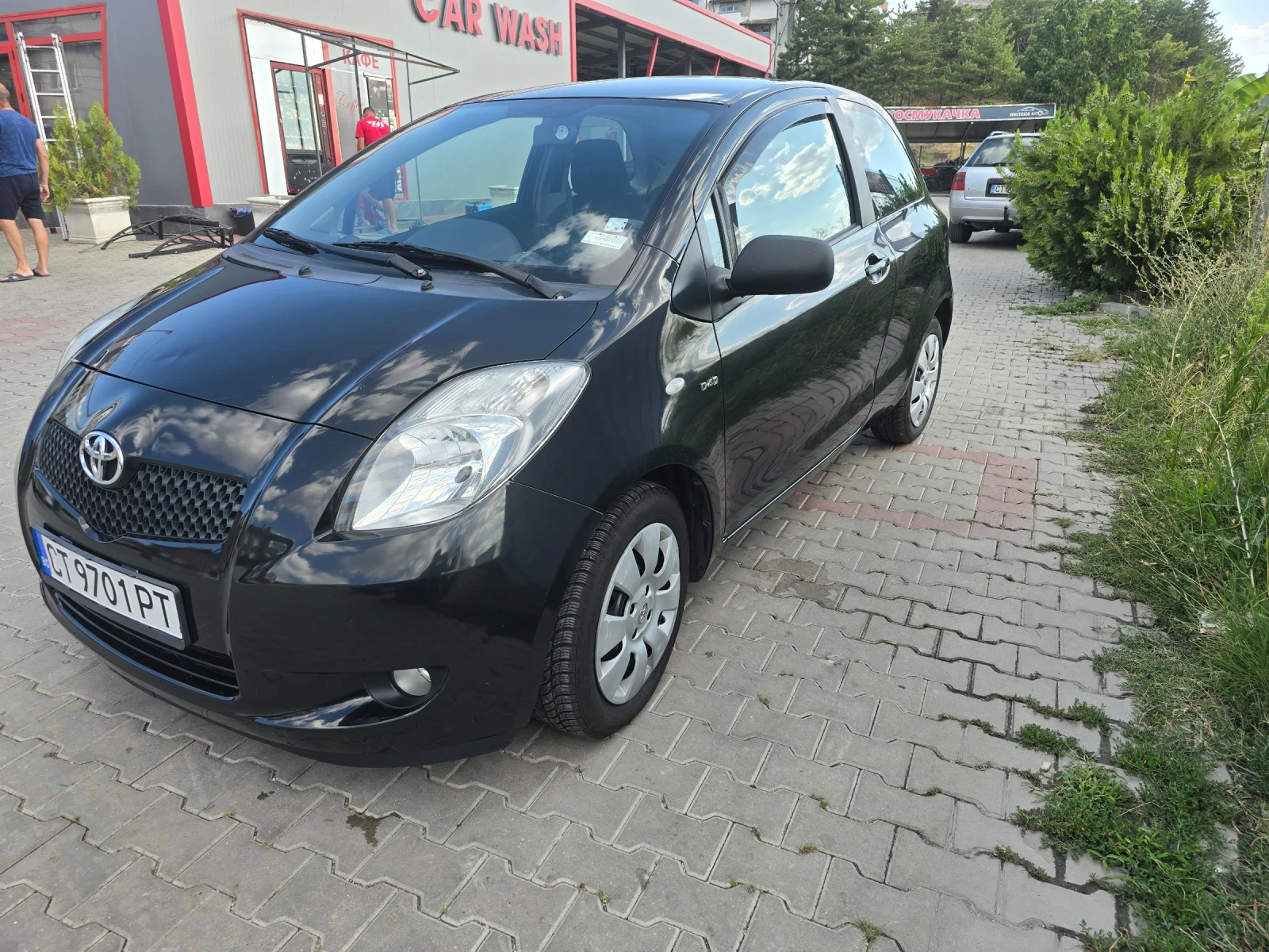 Toyota Yaris 1.4D - изображение 4