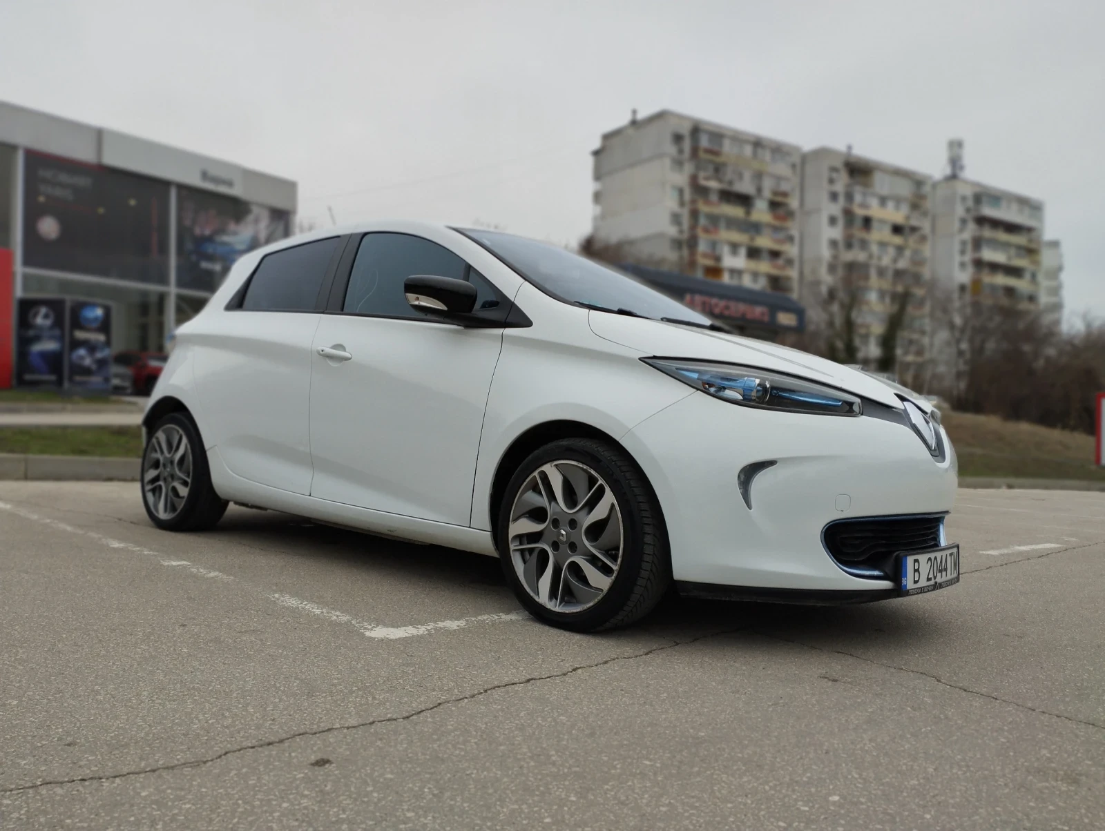 Renault Zoe  - изображение 8