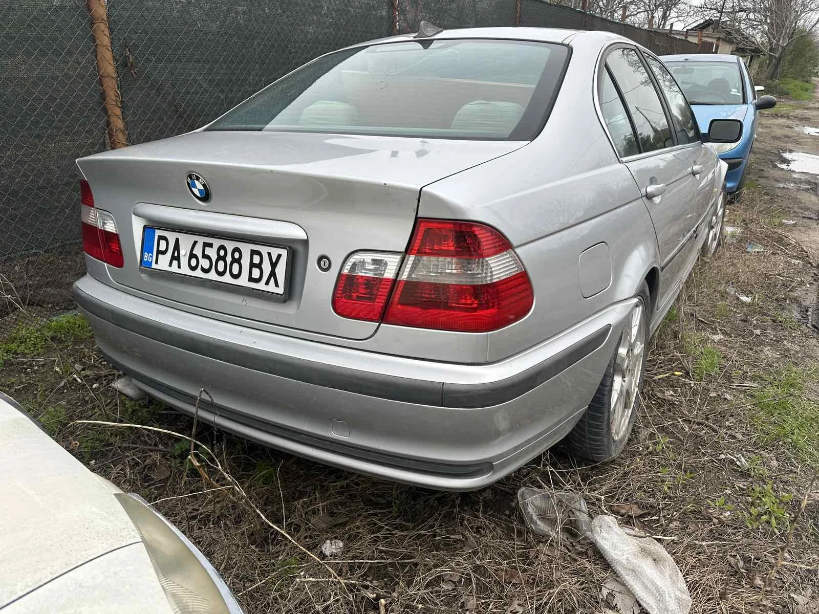 BMW 323  - изображение 5