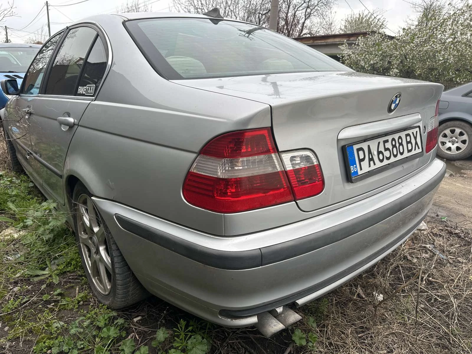 BMW 323  - изображение 4