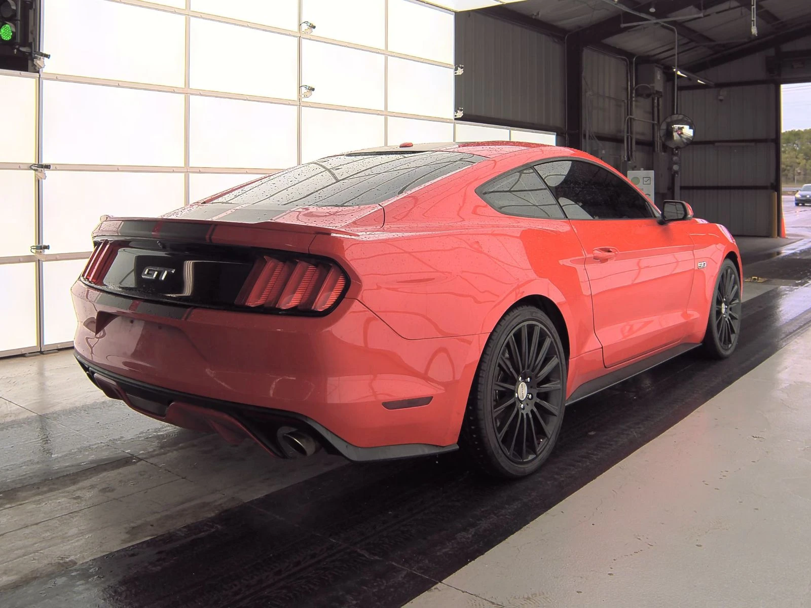Ford Mustang GT 5.0 Обдух* XL Навигация* Kожа* Камера* Кeyless* - изображение 4