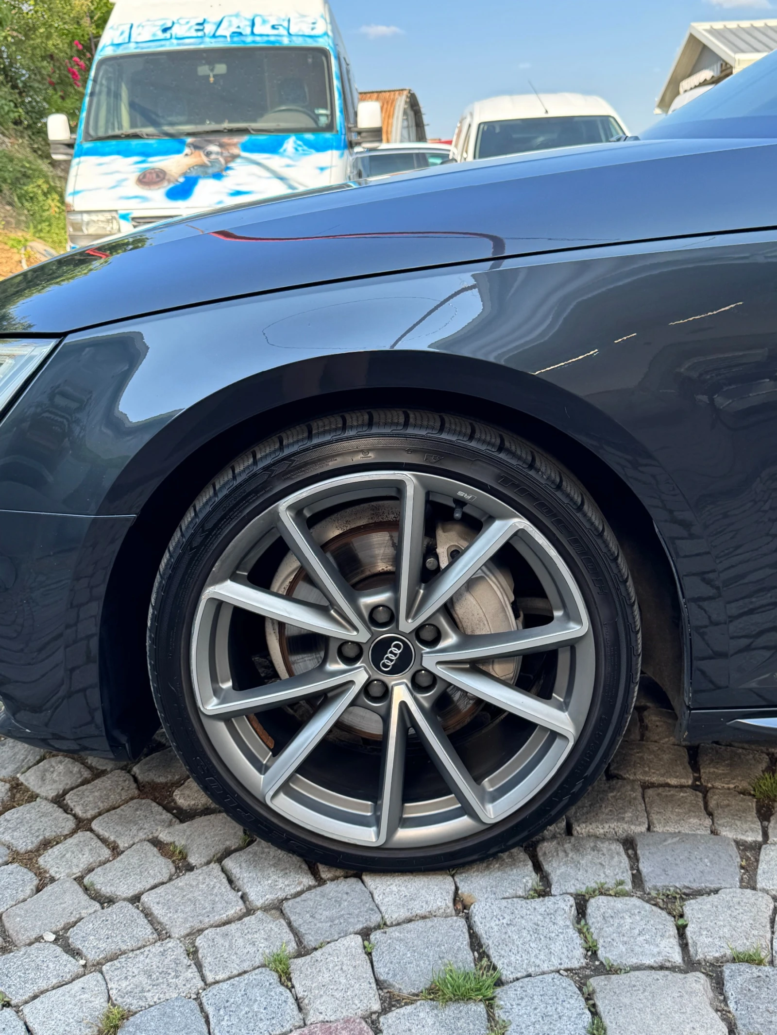 Audi A4 B9 - изображение 8
