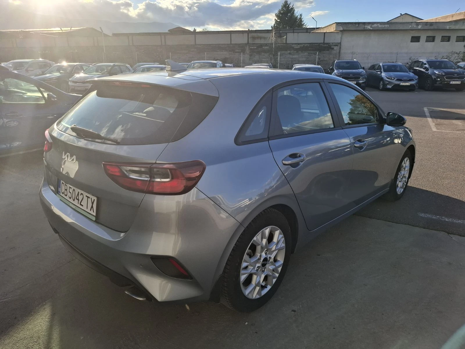 Kia Ceed 1.5 T-gdi �������� | Mobile.bg � ����������� 4
