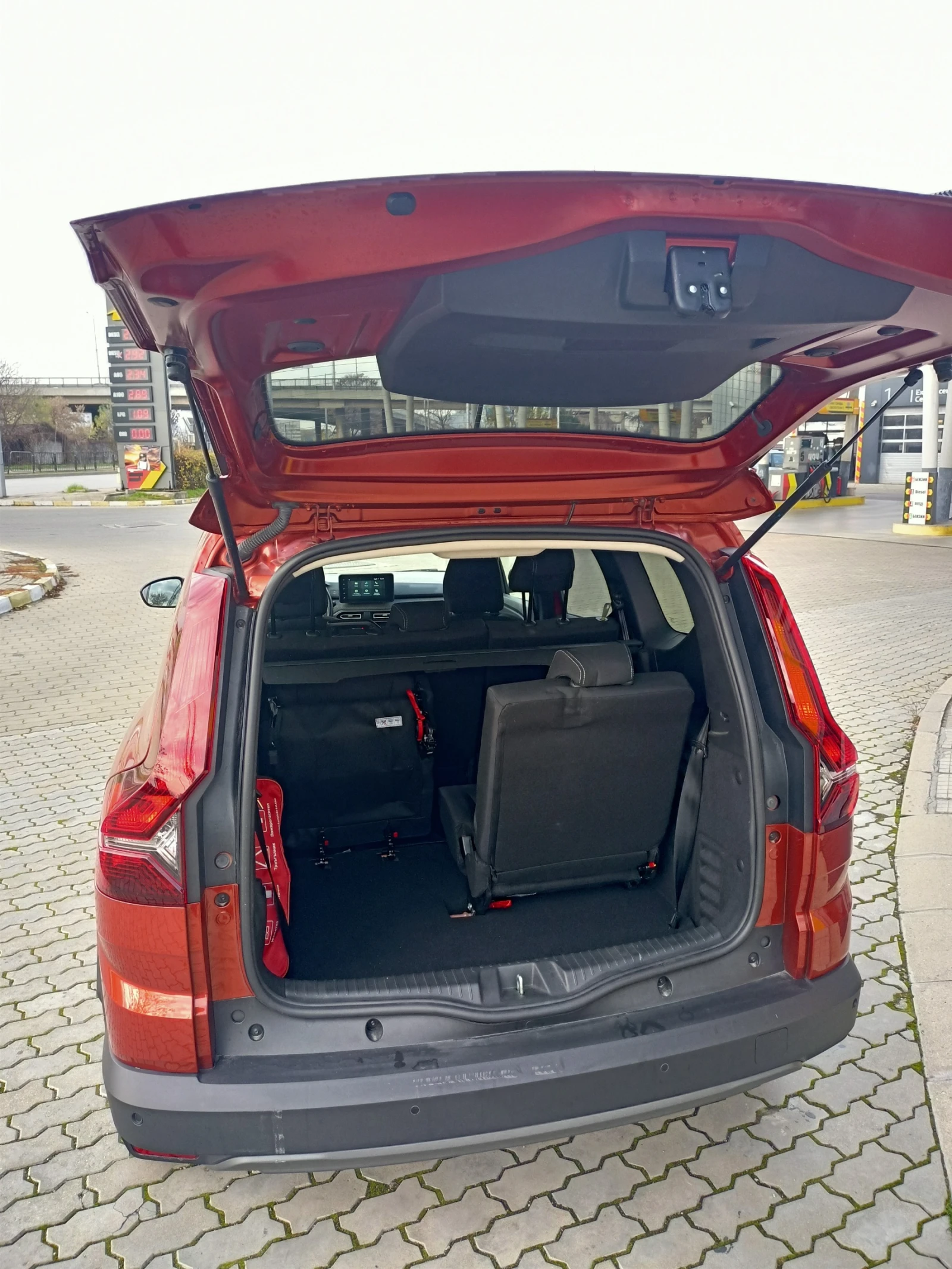 Dacia Jogger 2900  , 1.0TCe EcoG 6+ 1  | Mobile.bg   5