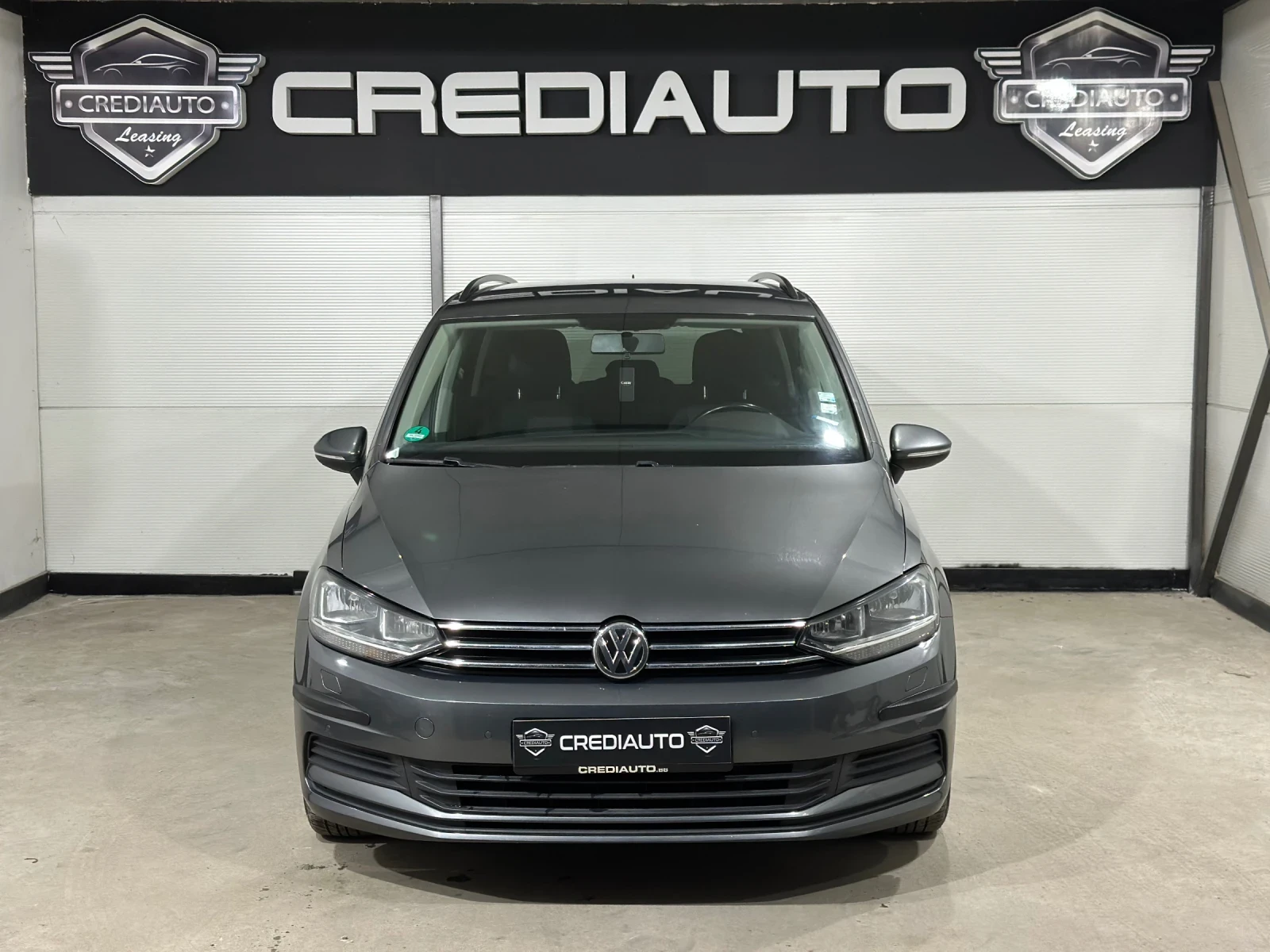 VW Touran 7 ����� | Mobile.bg � ����������� 2