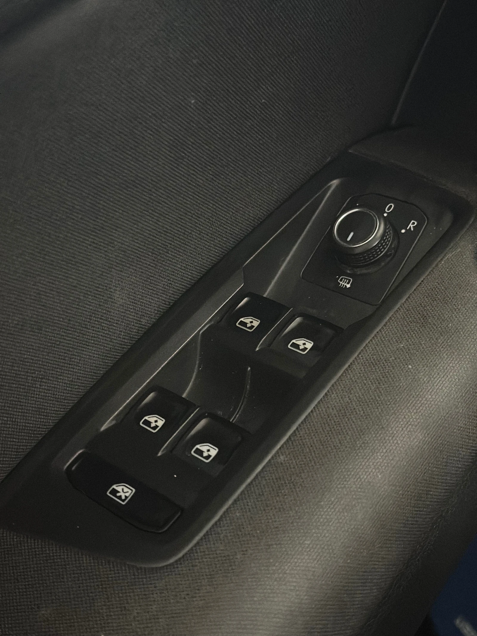 VW Touran 7 ����� | Mobile.bg � ����������� 12