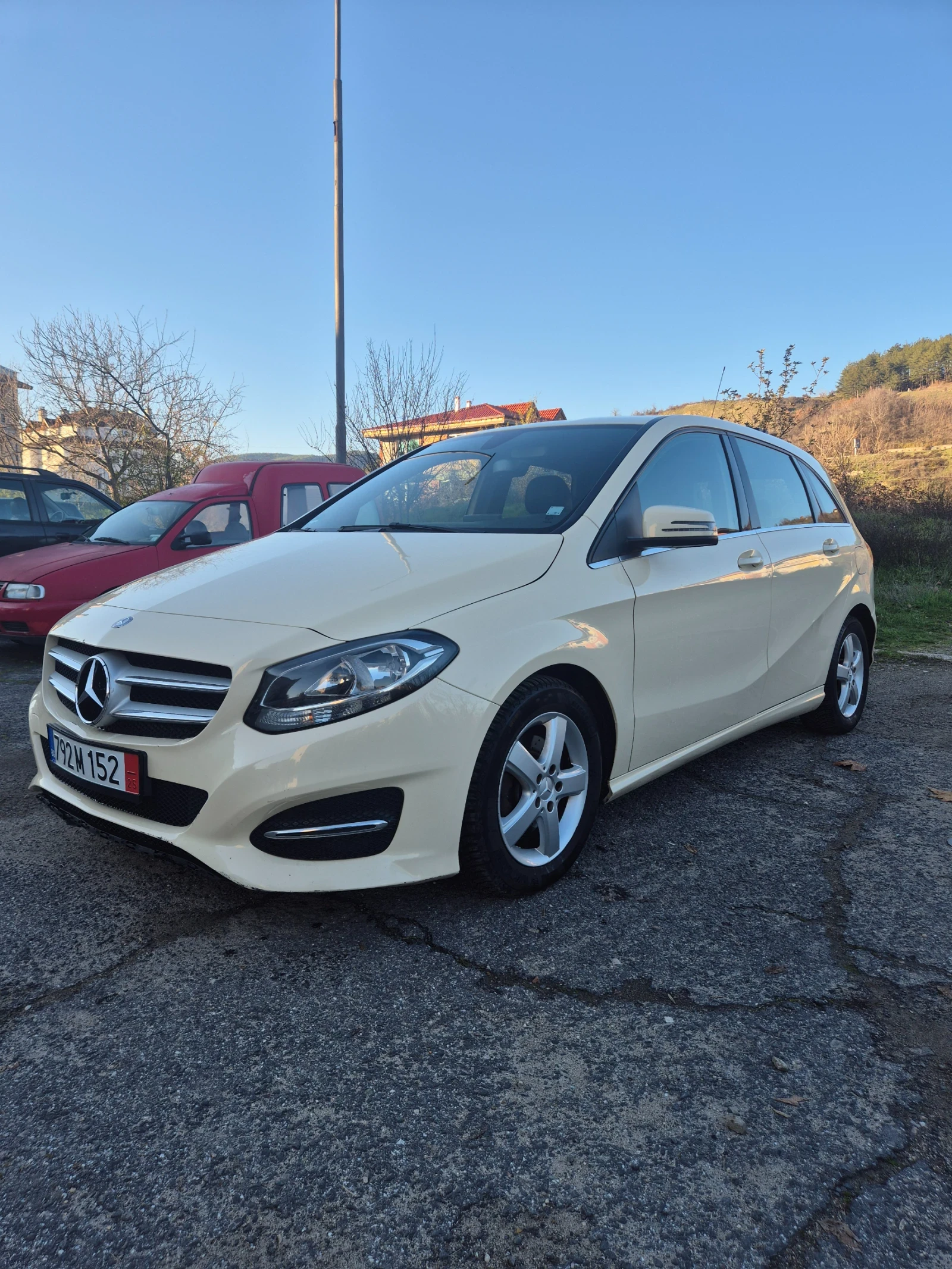 Mercedes-Benz B 180  - изображение 2