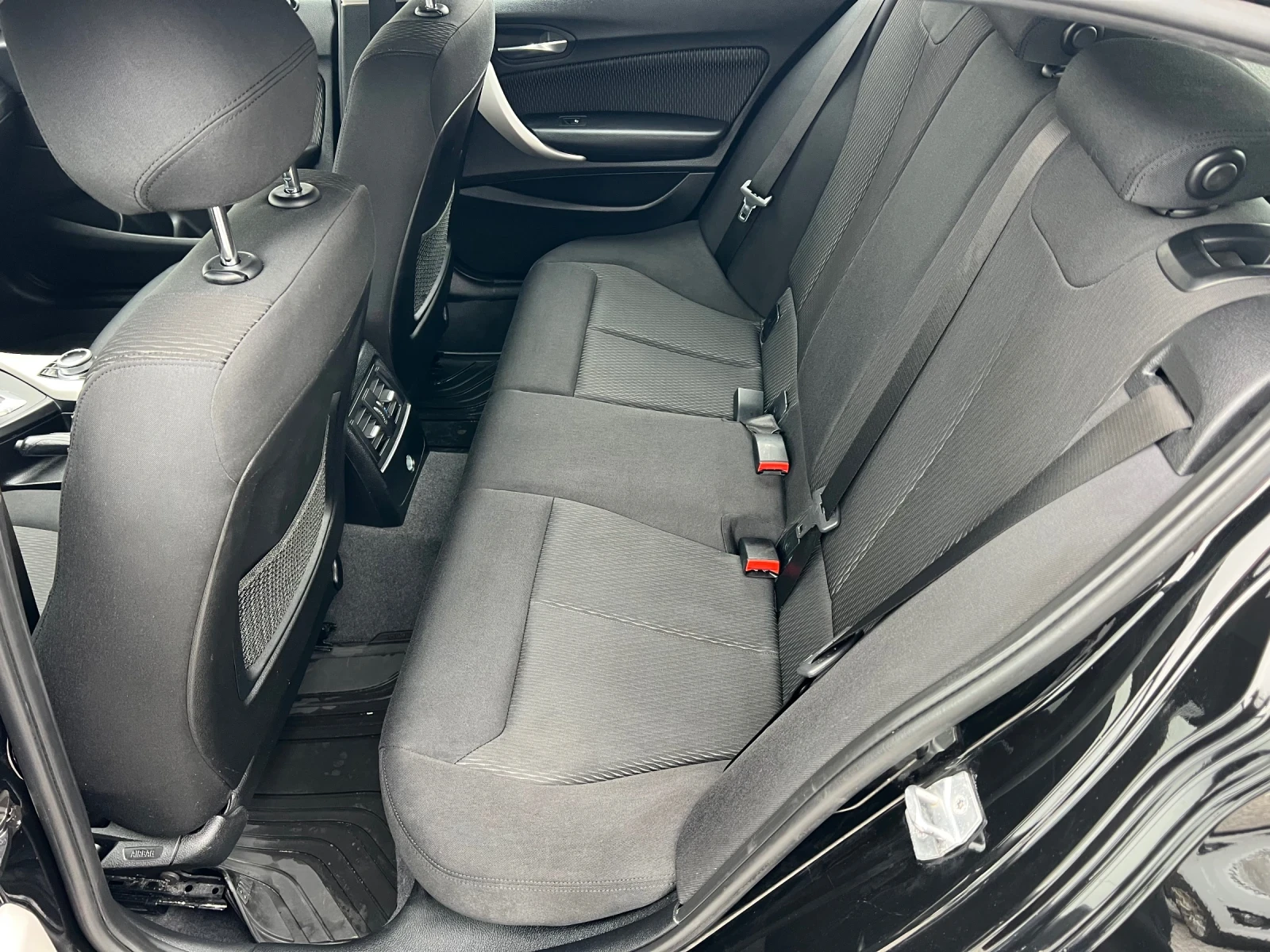 BMW 116 116d 2019� ������� ��� ���� ������� ����6 | Mobile.bg � ����������� 9
