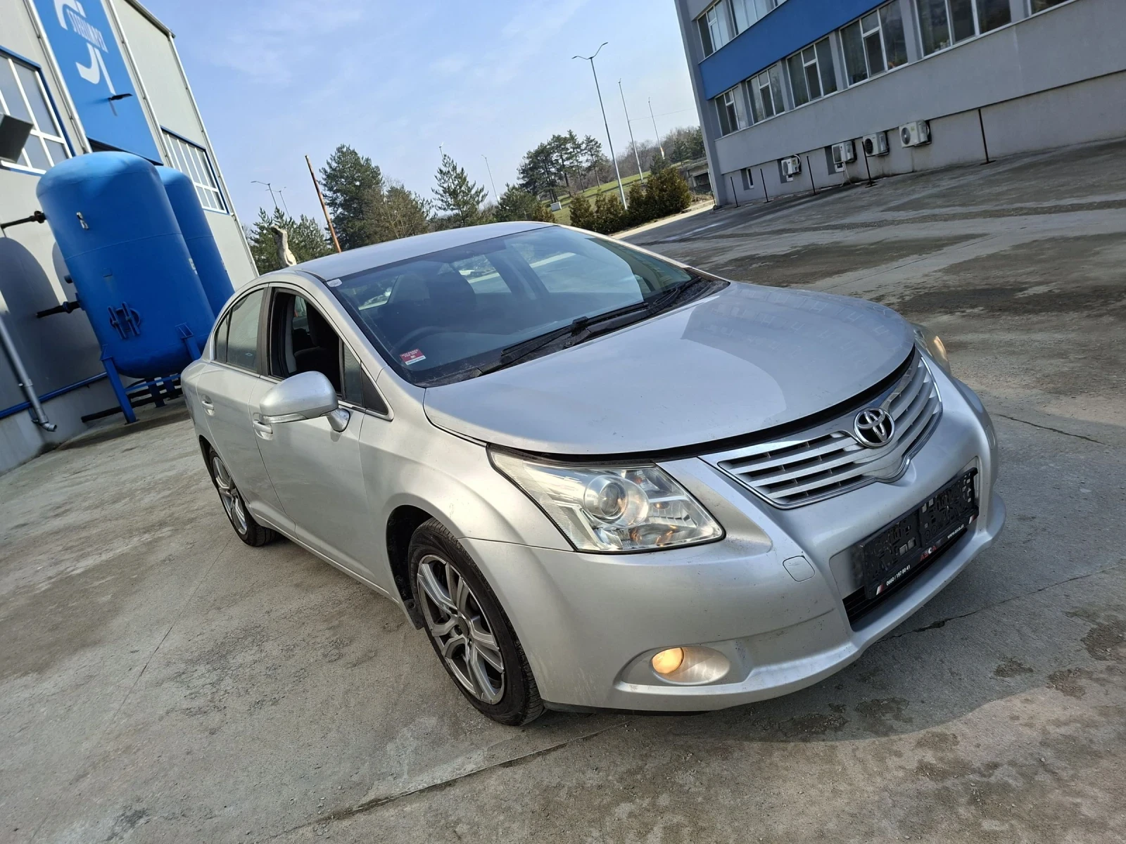 Toyota Avensis на ЧАСТИ