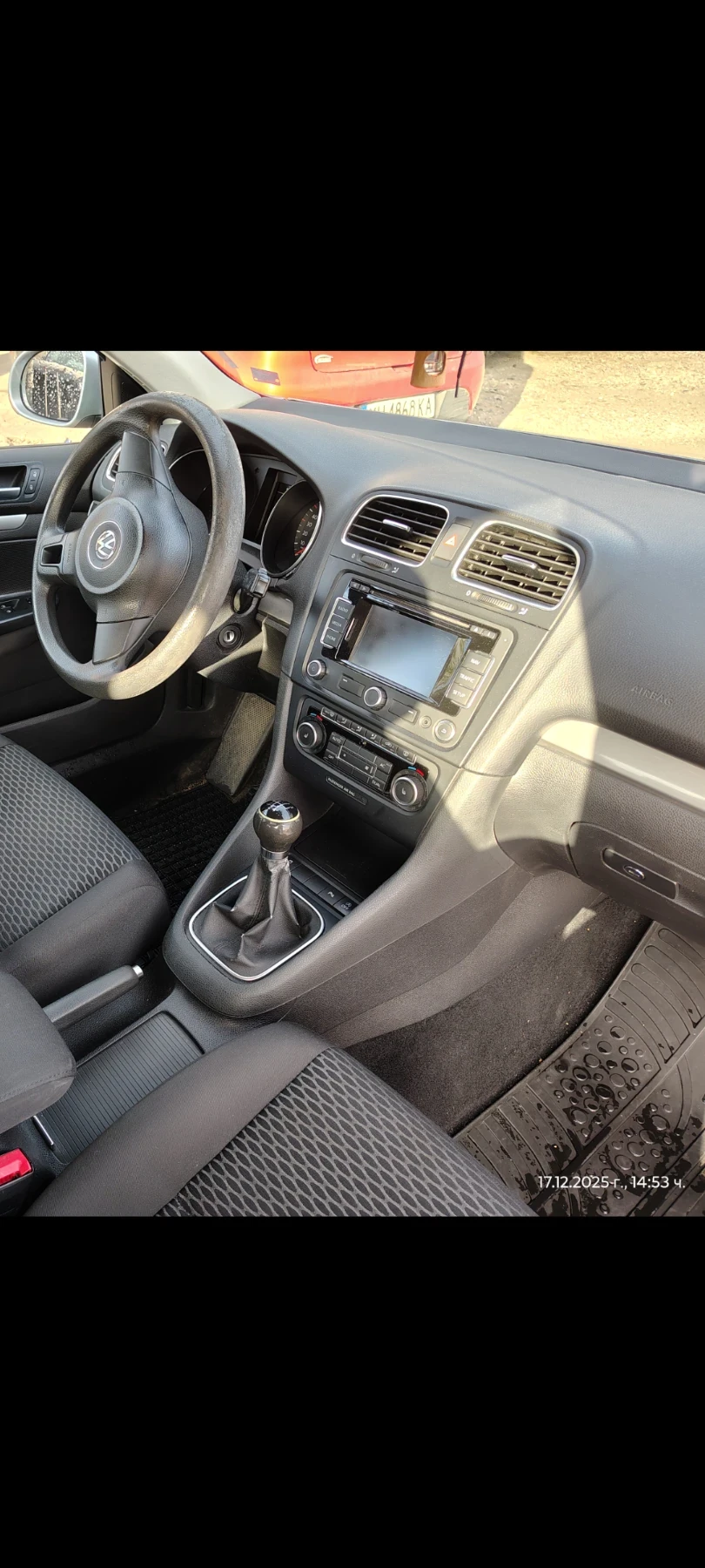 VW Golf 1.6, снимка 6 - Автомобили и джипове - 54171014