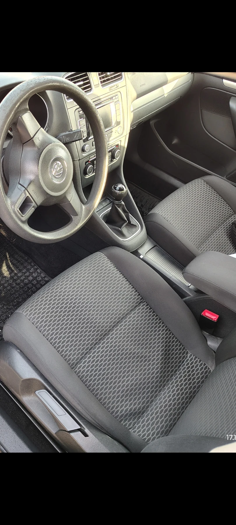 VW Golf 1.6, снимка 7 - Автомобили и джипове - 54171014