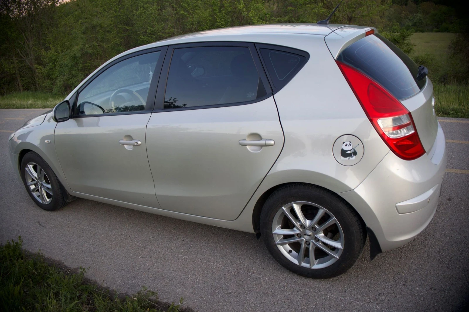 Hyundai I30 1.6 газ/бензин , снимка 5 - Автомобили и джипове - 54402621