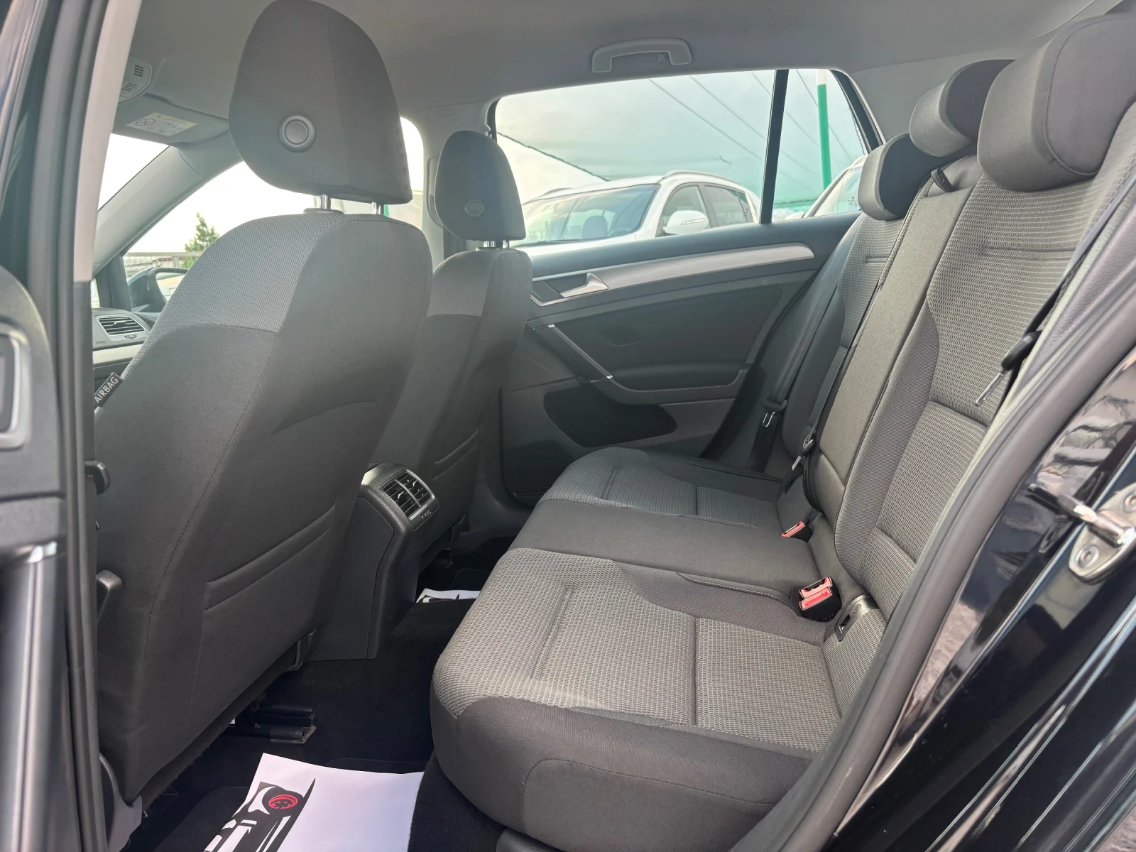 VW Golf 2.0TDI/150к.с/6ск/Navi, снимка 10 - Автомобили и джипове - 55124463