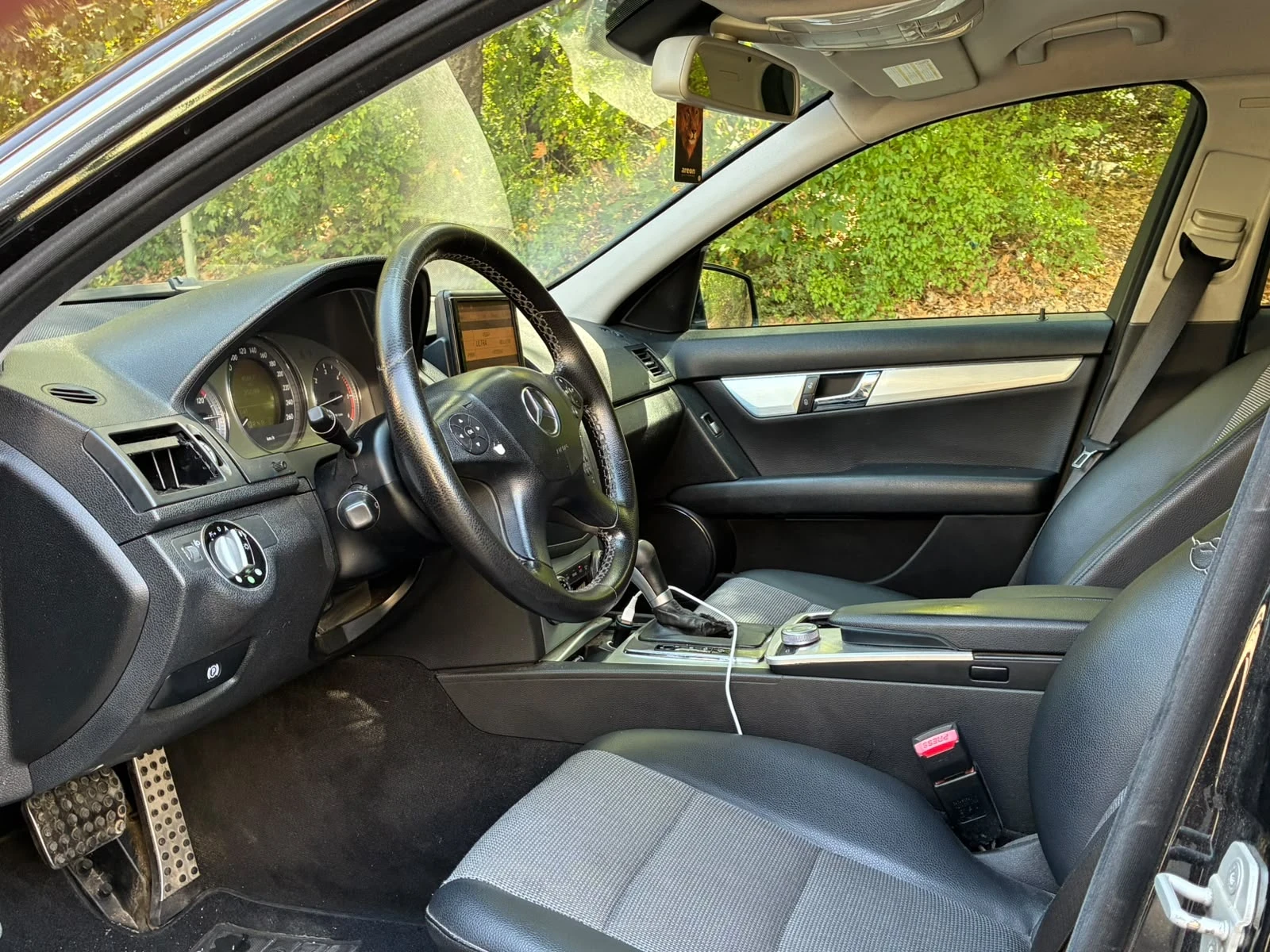 Mercedes-Benz E 220 OEM646, снимка 15 - Автомобили и джипове - 56169309
