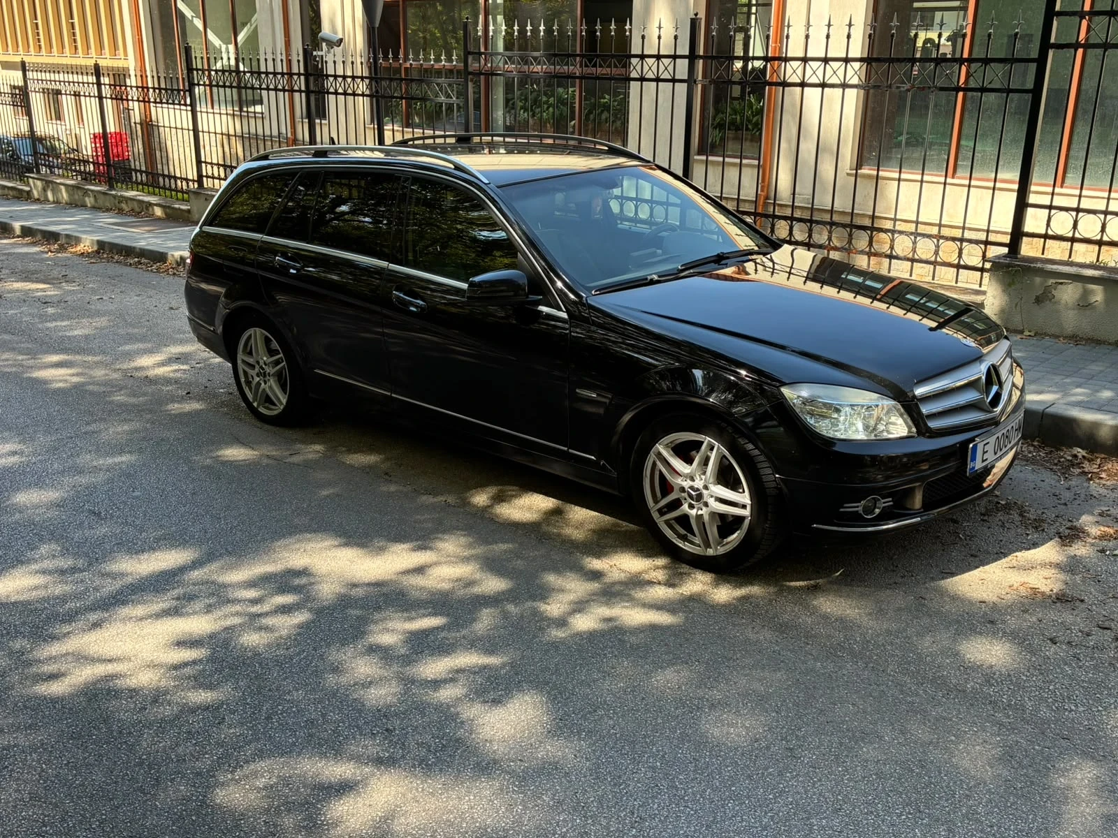 Mercedes-Benz E 220 OEM646, снимка 4 - Автомобили и джипове - 56169309