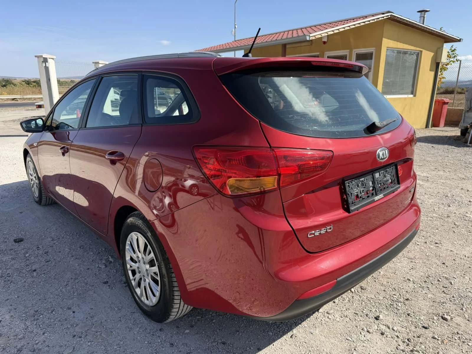 Kia Ceed EVRO 5 B, снимка 4 - Автомобили и джипове - 56440530
