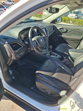Jeep Cherokee TRAILHAWK 3.2 v6 274hp, снимка 9