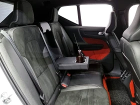 Volvo XC40 B4 R-Design| 194к.с.| ВКЛ.ТЕХНОТЕСТ, снимка 12
