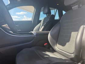 Mercedes-Benz GLC 220 / AMG Line / 4 Matic / Distronic /, снимка 10