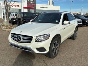     Mercedes-Benz GLC 300 * CARFAX *   