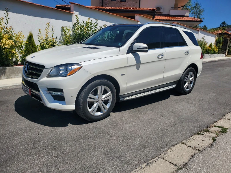 Mercedes-Benz ML 350 AMG line, снимка 1 - Автомобили и джипове - 47134060