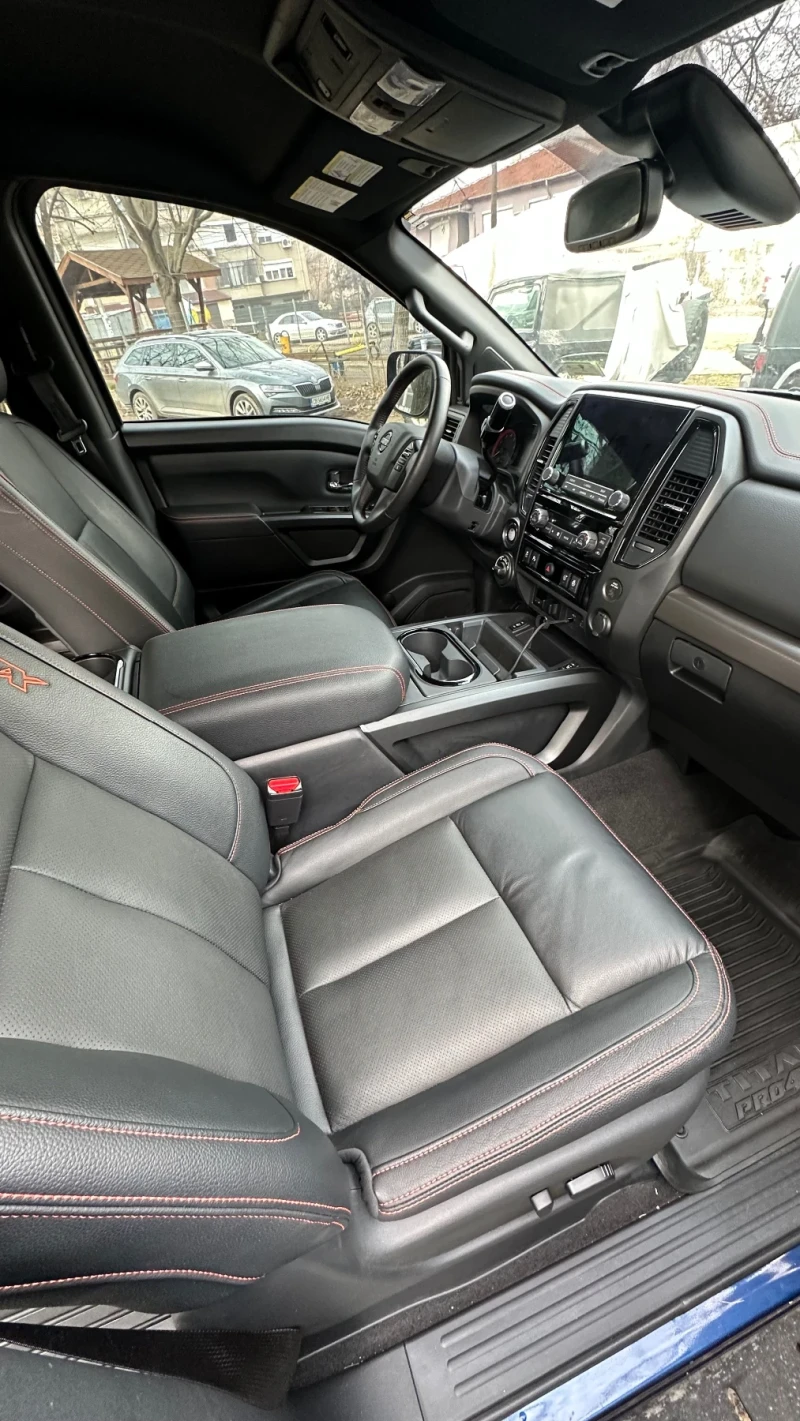 Nissan Titan crew cab, снимка 14 - Автомобили и джипове - 48789276