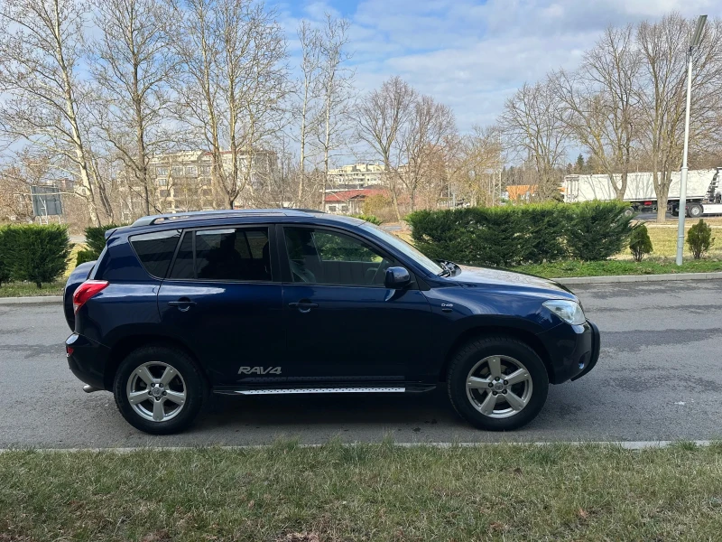 Toyota Rav4 D2D 136 k.c Full Extras, снимка 5 - Автомобили и джипове - 49382161