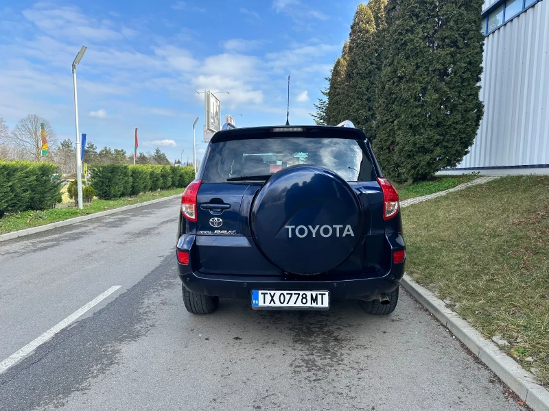 Toyota Rav4 D2D 136 k.c Full Extras, снимка 6 - Автомобили и джипове - 49382161