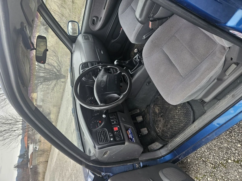 Kia Sportage, снимка 6 - Автомобили и джипове - 52989794