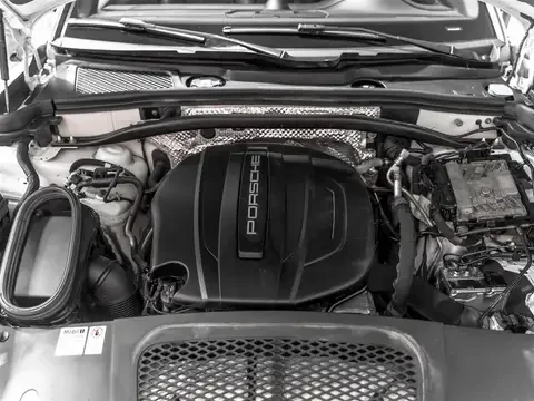 Porsche Macan CARFAX, снимка 15 - Автомобили и джипове - 55179391
