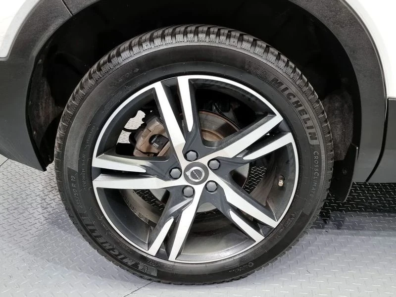 Volvo XC40 B4 R-Design| 194�.�.| ���.��������� | Mobile.bg � ����������� 5