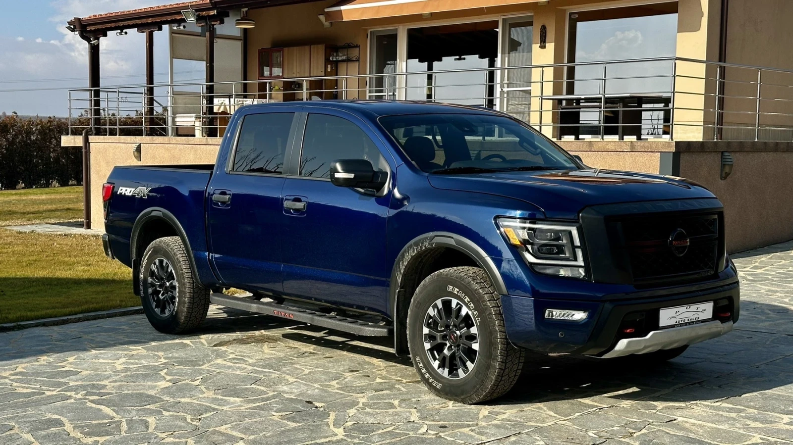 Nissan Titan crew cab, снимка 1