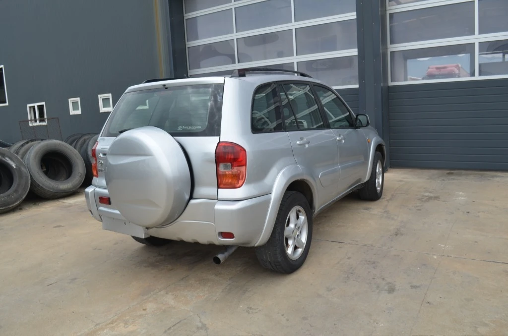 Toyota Rav4 2.0 D4D | Mobile.bg — изображение 11