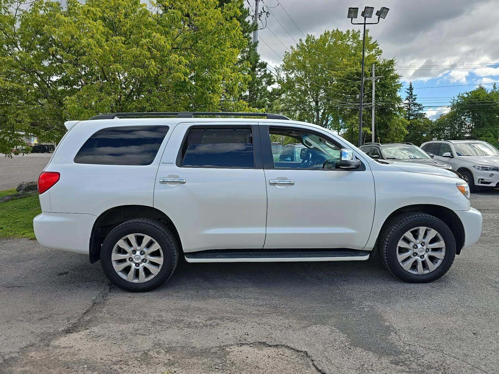 Toyota Sequoia PLATINUM* 5.7* V8* ПОДГРЕВ* КАМЕРА* КЕЙЛЕС - изображение 3