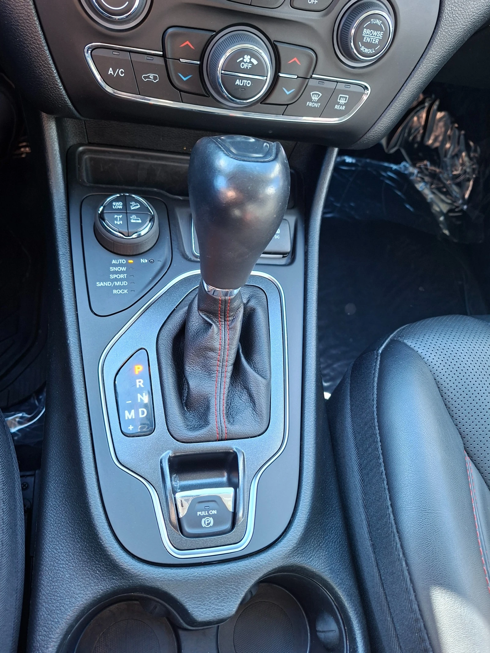 Jeep Cherokee TRAILHAWK 3.2vvt | Mobile.bg   13