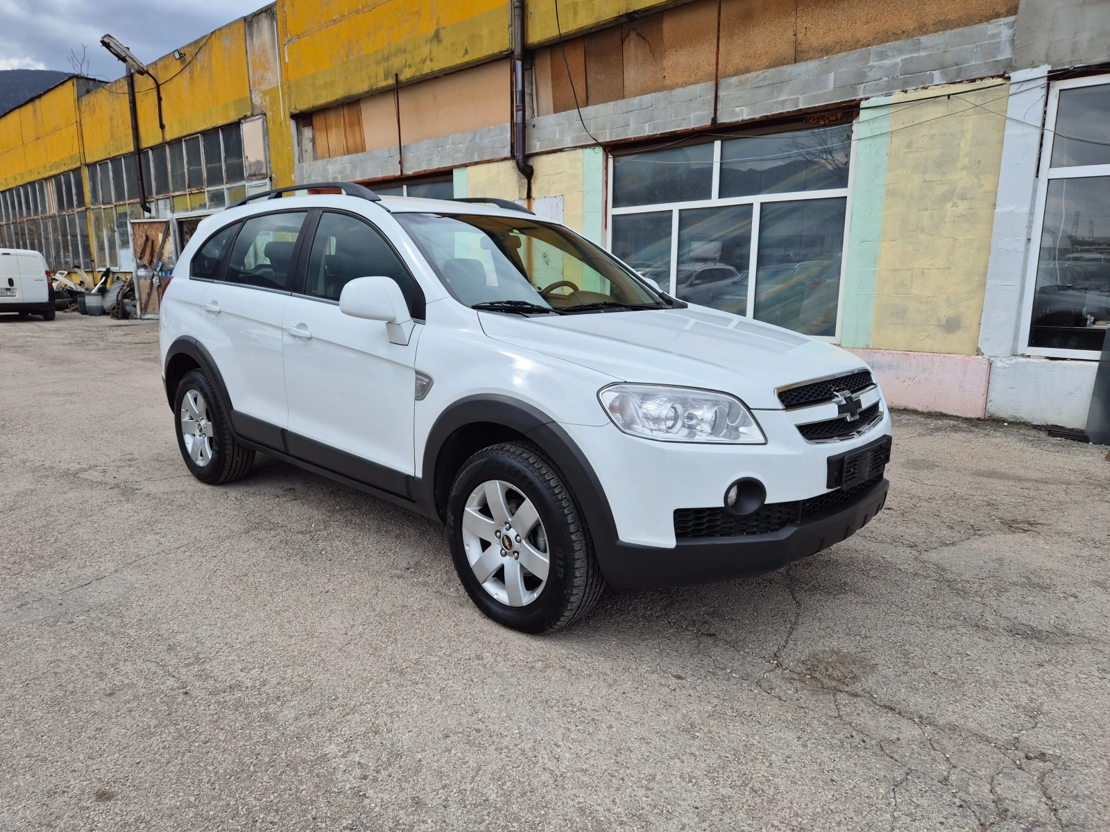 Chevrolet Captiva 2.0D NAVI ITALY TOP, снимка 4 - Автомобили и джипове - 53928091