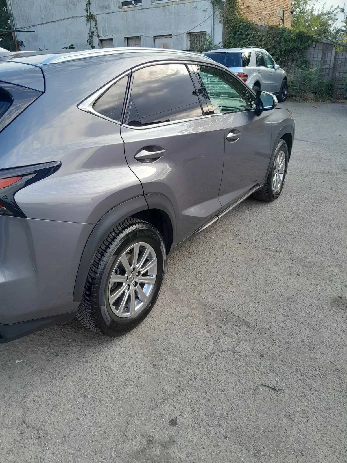 Lexus NX 300h, снимка 8 - Автомобили и джипове - 54031902