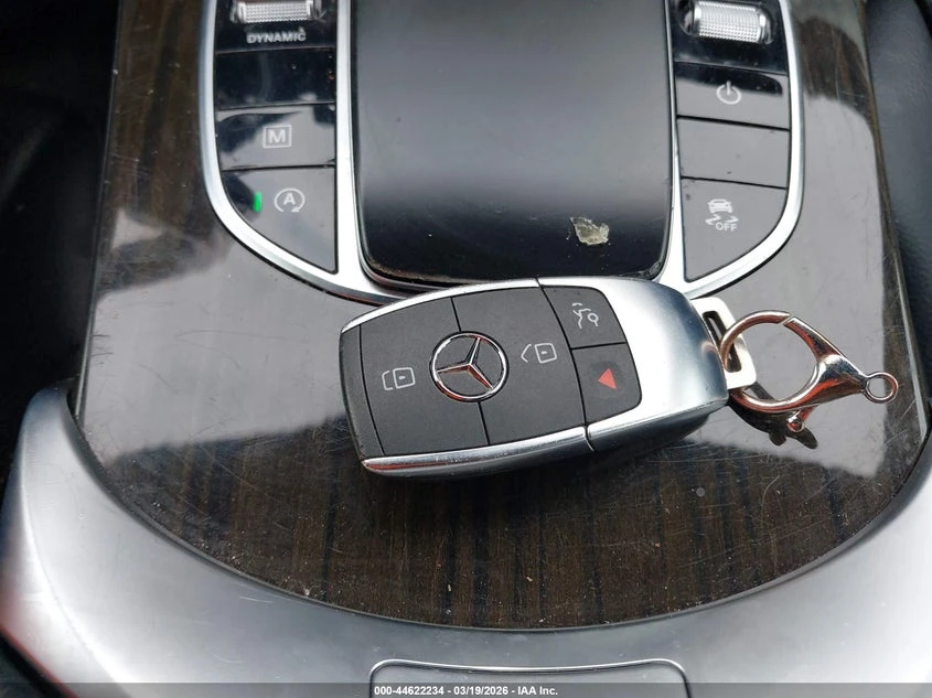 Mercedes-Benz GLC 300 2.0l 4Matic, снимка 11 - Автомобили и джипове - 54527853