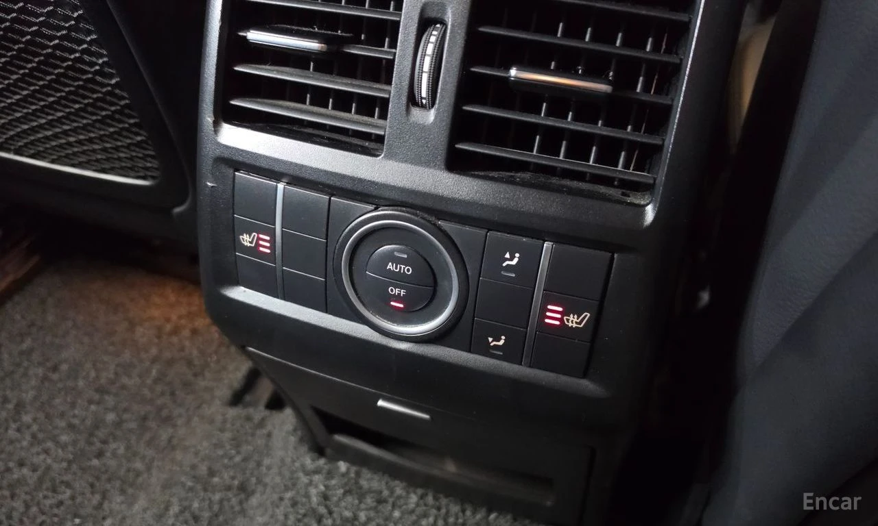 Mercedes-Benz GLE 250 КОЖА* ПОДГРЕВ* ПАНОРАМА, снимка 13 - Автомобили и джипове - 54595008