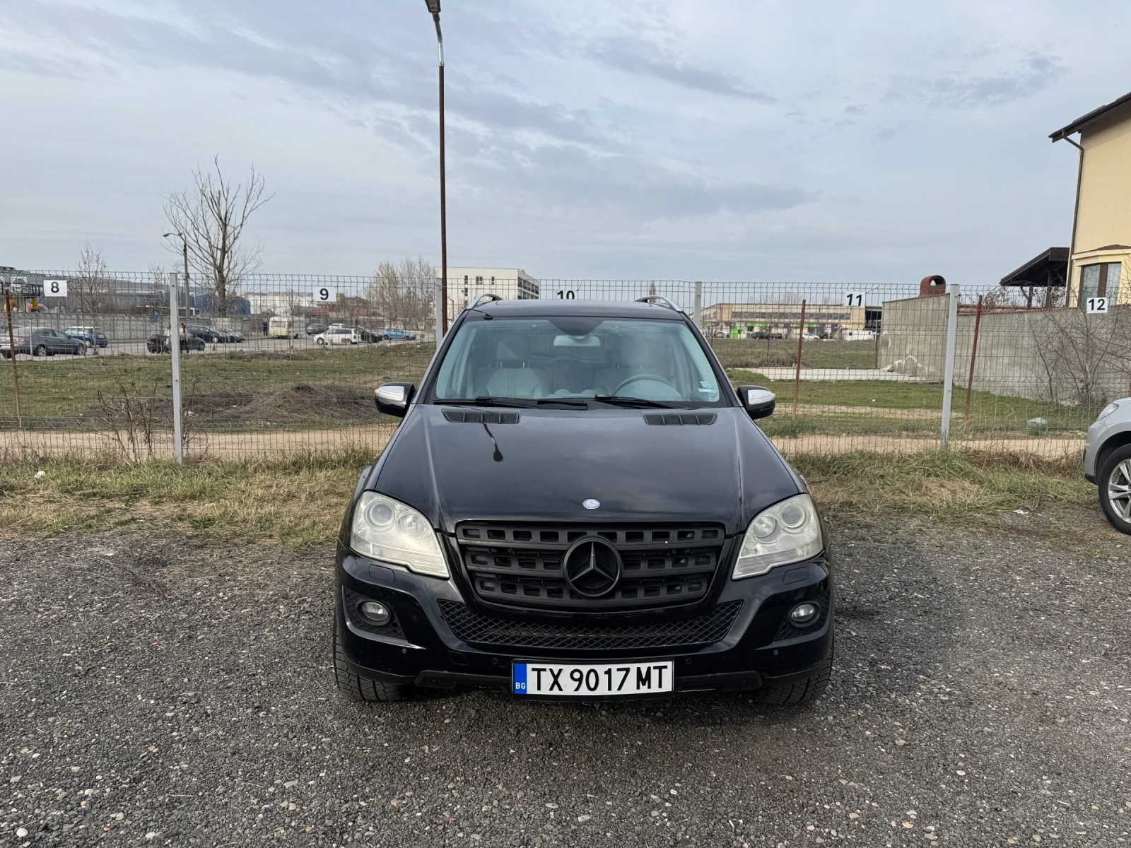 Mercedes-Benz ML 320 Premium, снимка 3 - Автомобили и джипове - 54680976
