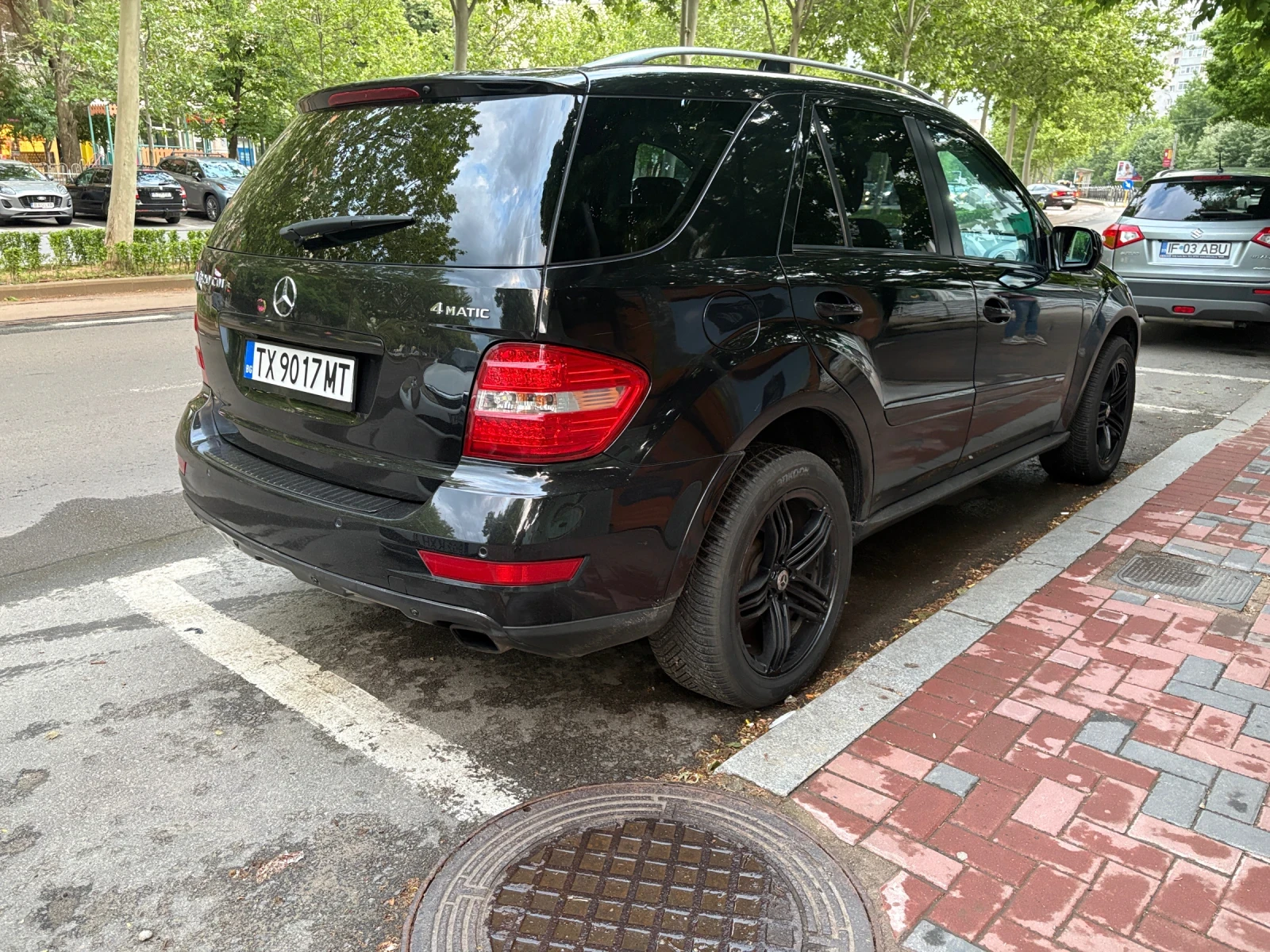 Mercedes-Benz ML 320 Premium, снимка 6 - Автомобили и джипове - 54680976