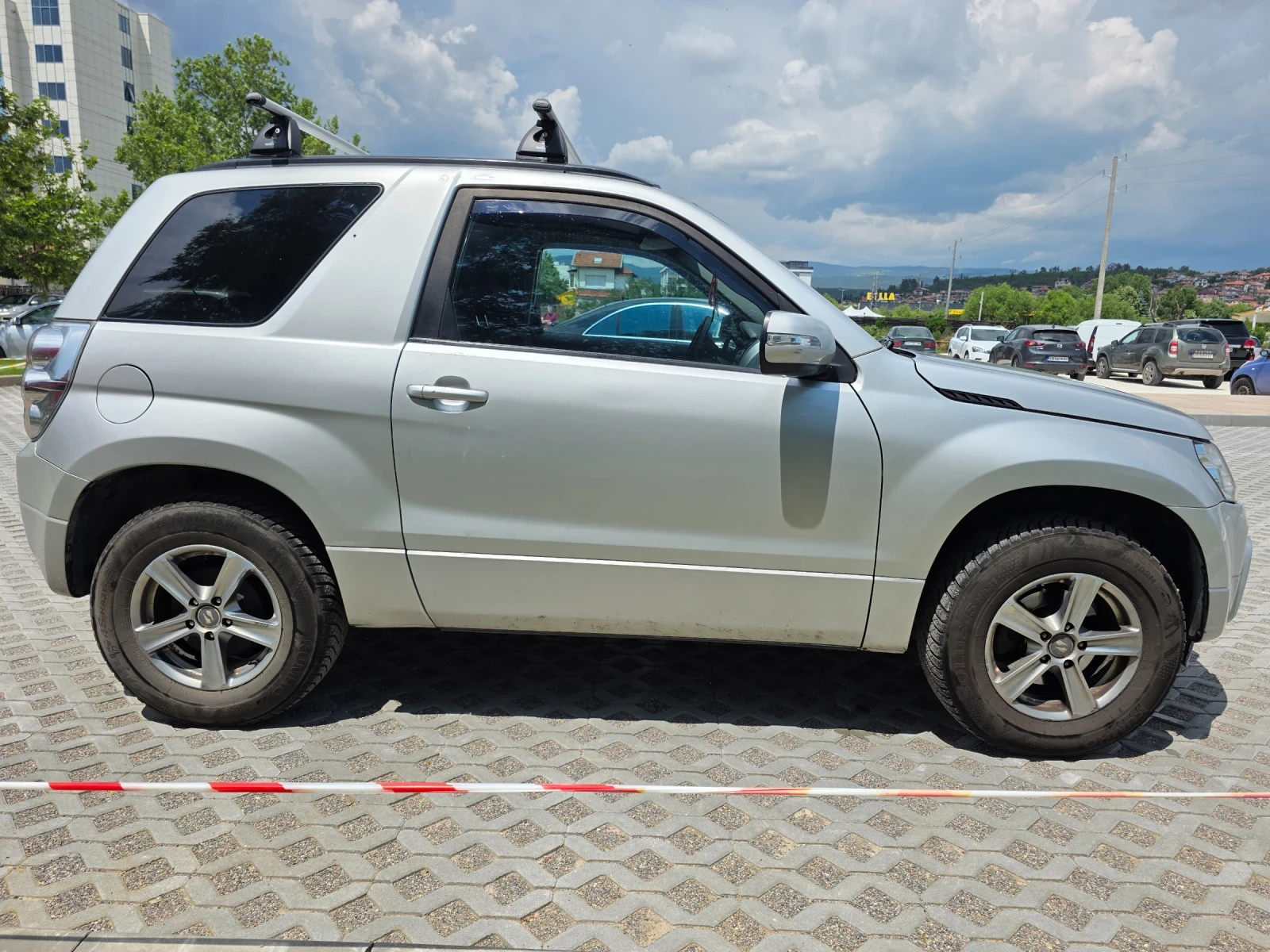 Suzuki Grand vitara 1.6i Face/4x4!, снимка 7 - Автомобили и джипове - 54869430