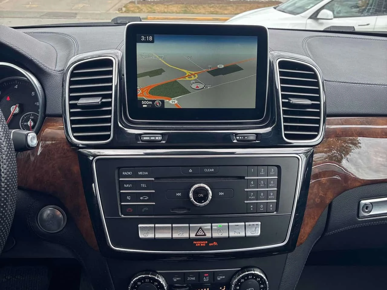 Mercedes-Benz GLE 350 d 4MATIC/360/ПАНОРАМА/ПОДГРЕВИ, снимка 9 - Автомобили и джипове - 54923818