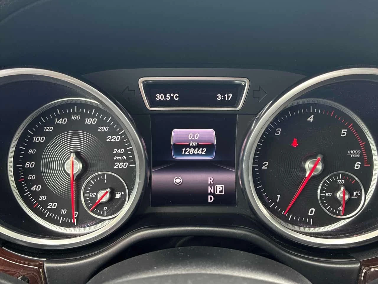 Mercedes-Benz GLE 350 d 4MATIC/360/ПАНОРАМА/ПОДГРЕВИ, снимка 8 - Автомобили и джипове - 54923818