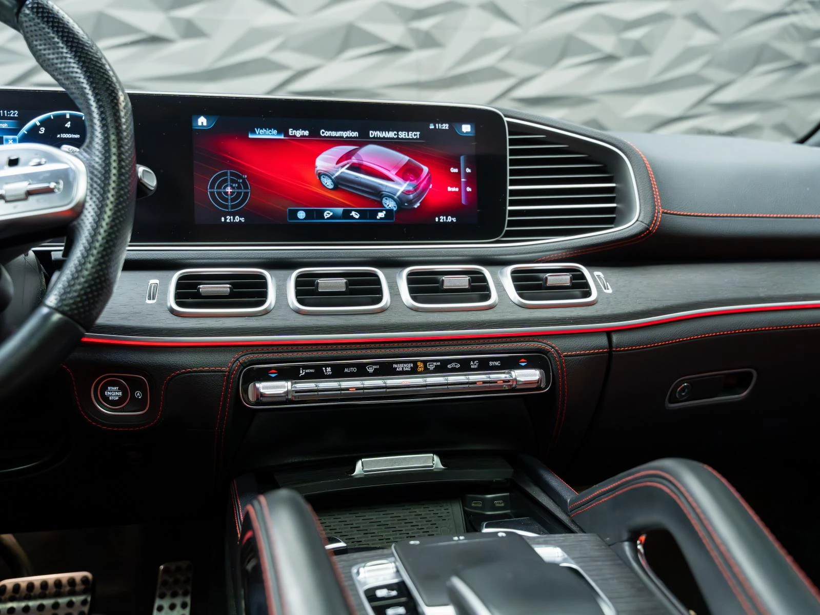 Mercedes-Benz GLE 53 4MATIC COUPE* BURMESTER* 360CAM* ОБДУХВ* PANO* AIRMATIC* , снимка 12 - Автомобили и джипове - 55787618