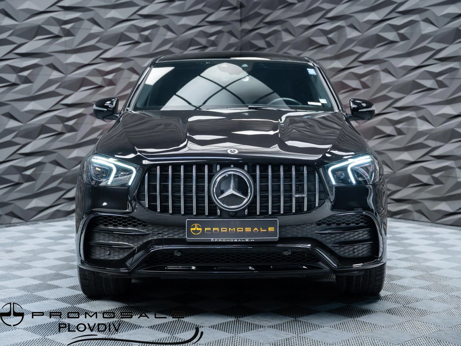 Mercedes-Benz GLE 53 4MATIC COUPE* BURMESTER* 360CAM* ОБДУХВ* PANO* AIRMATIC* , снимка 2 - Автомобили и джипове - 55787618