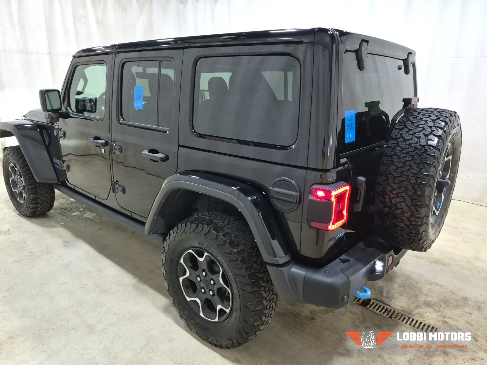 Jeep Wrangler, снимка 4 - Автомобили и джипове - 56098719