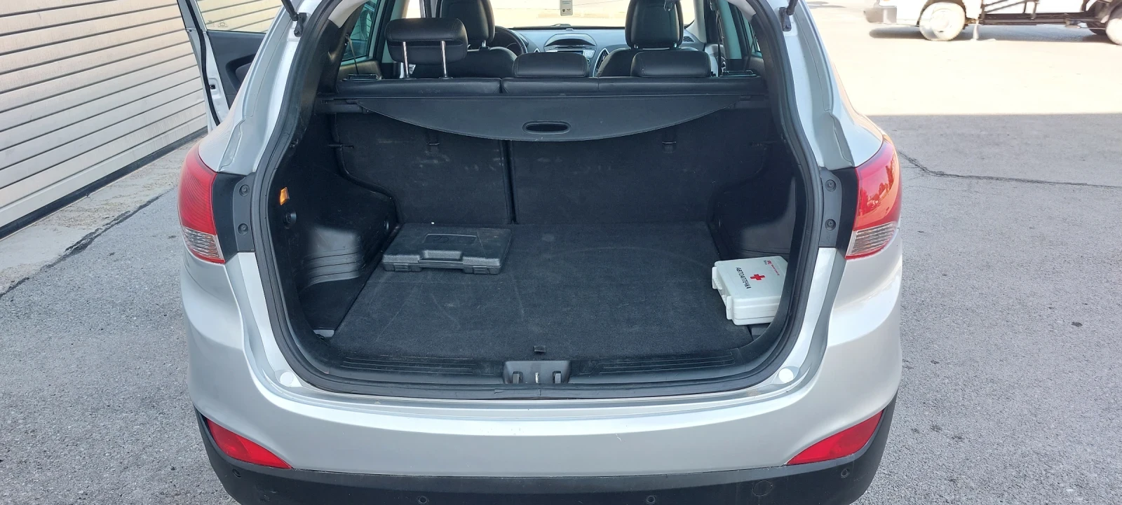 Hyundai IX35, снимка 11 - Автомобили и джипове - 56105248