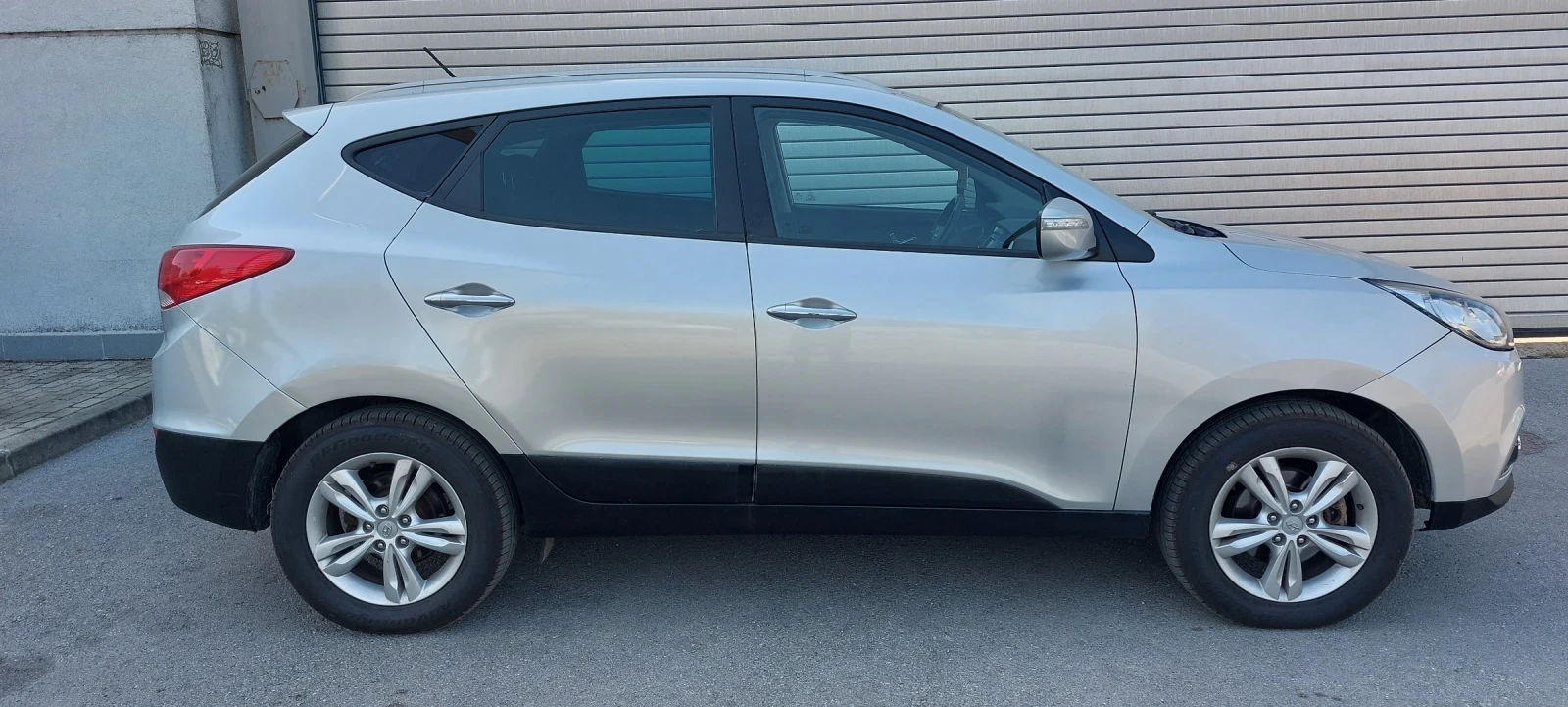 Hyundai IX35, снимка 3 - Автомобили и джипове - 56105248